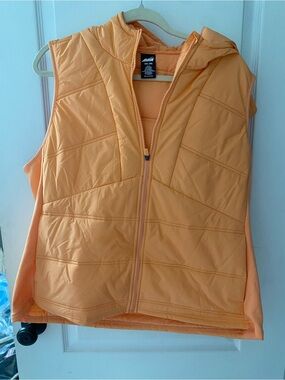 Avia Peach Hooded Quilted Vest